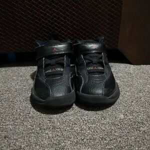 Here we got some 9c size for toddler used a few, but nothing too serious.